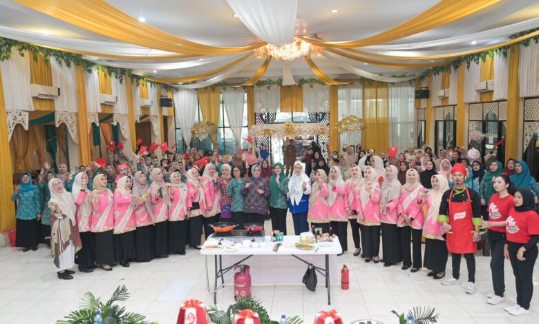 Pokja III PKK Makassar Kolaborasi Rayco Bikin Resep Kuliner Makassar Kota Makan Enak