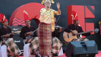 Pertunjukan Musik To Riolo Meriahkan Festival KIM di Makassar