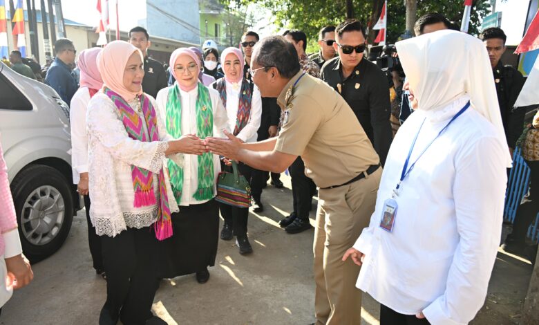 Iriana Jokowi Tinjau Pelayanan di Posyandu Asoka VIIA, Wujud Komitmen Danny Pomanto Benahi Posyandu Jadi Ujung Tombak Intervensi Stunting