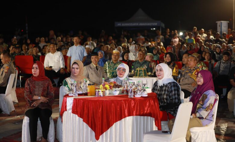 Indira Yusuf Ismail Tarik Antusiasme Warga saat Hadiri Pesta Rakyat Tingkat Kecamatan dan Kelurahan