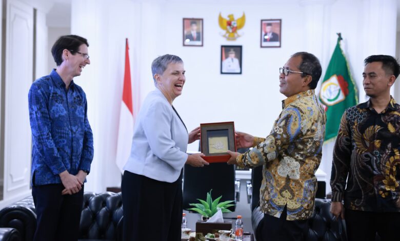 Danny Pomanto dan Dubes Australia Penny Williams Bahas Kerja Sama Pendidikan dan Lingkungan