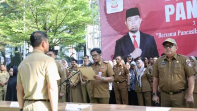 Pj Sekda Makassr Deklarasi dan Tandatangani Pakta Netralitas ASN Pemkot Makassar