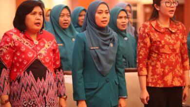 Andi Tenri Anna Terima SK Pjs Ketua TP PKK Kota Makassar