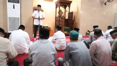 Safari Subuh, Pjs Wali Kota Makassar Ajak Jamaah Berpilkada dengan Bijak
