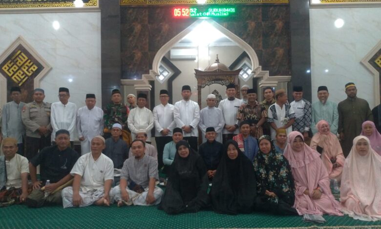 Pjs Wali Kota Arwin Azis Ajak Jemaah Masjid Darussalam Bijak Berpilkada dan Ikut Sabtu Bersih