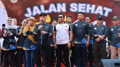Pjs Wali Kota Arwin Azis Ikut Meriahkan Jalan Sehat HUT Sulsel Bersama Pj Gubernur Prof Zudan dan Ribuan Masyarakat