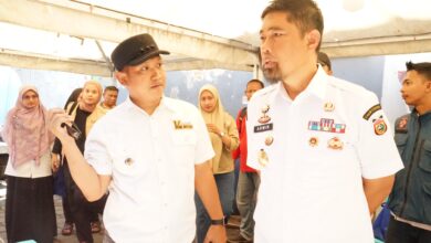 Pjs Wali Kota Arwin Azis Kunjungi Lokasi Kebakaran di Bontoala, Pastikan Bantuan Logistik bagi Warga Terdampak