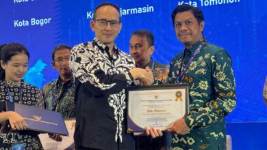 TIGA KALI BERTURUT-TURUT, MAKASSAR RAIH PENGHARGAAN KOTA TERBAIK TP2DD