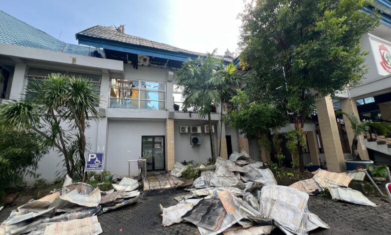 Sigap, Danny Pomanto Respon Cepat Musibah Kebakaran Kantor Disdik Makassar, Minta Polisi Usut Tuntas Insiden Tersebut