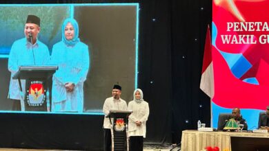 KPU Sulsel Resmi Tetapkan Gubernur dan Wakil Gubernur Sulsel Terpilih dalam Rapat Pleno Terbuka