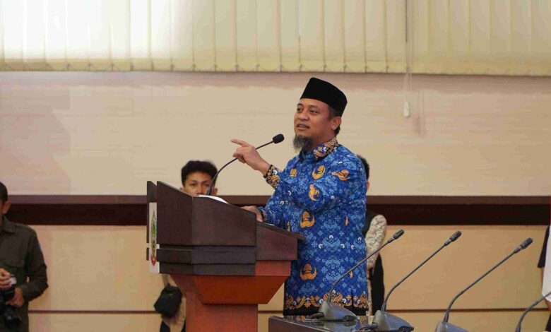 OJK Gelar Rapat Pleno TPAKD Sulawesi Selatan, Fokus Perluas Akses Keuangan bagi Masyarakat