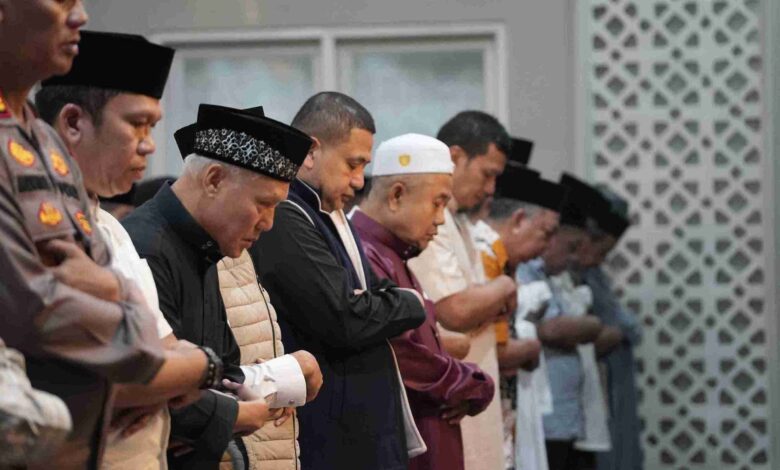 Munafri Arifuddin Tekankan Legalitas dan Kebersihan Masjid di Makassar