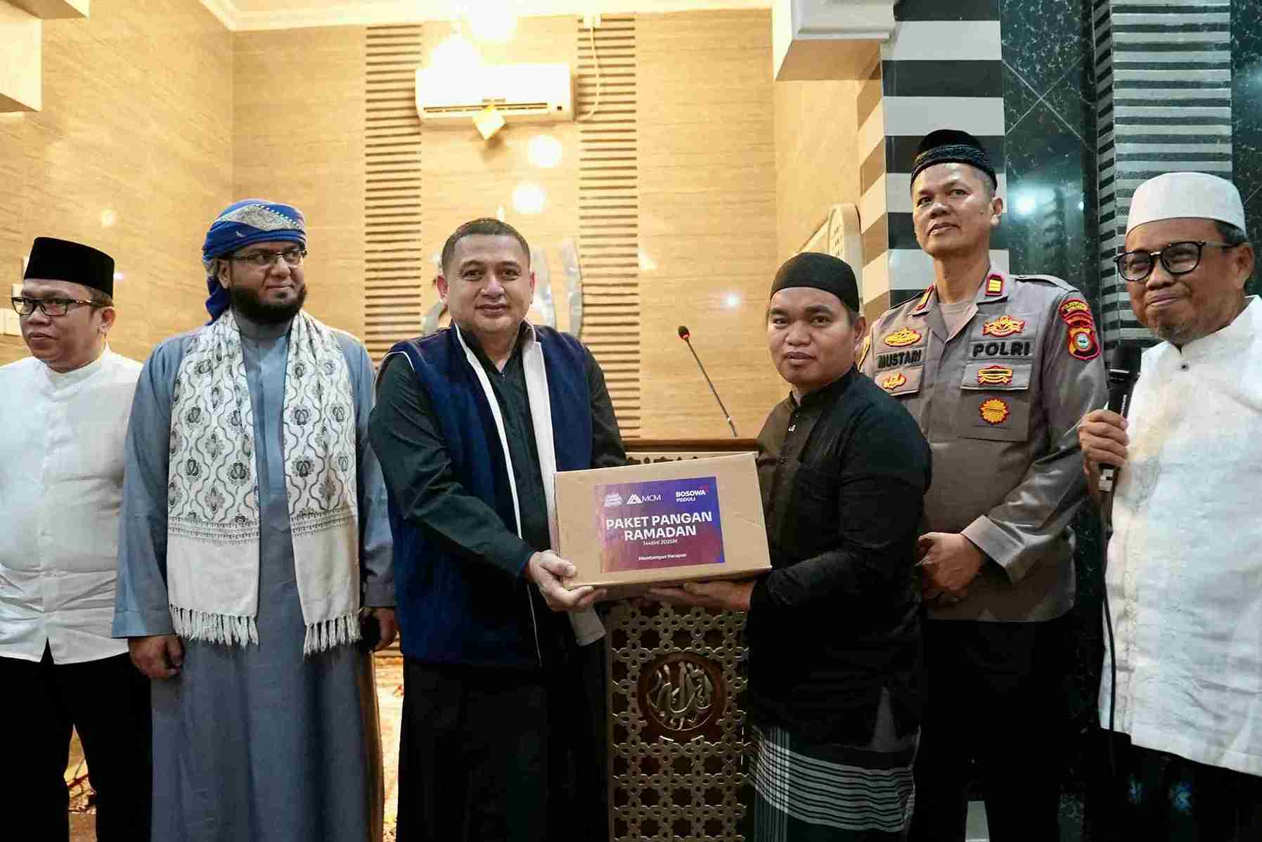Munafri Arifuddin Tekankan Legalitas dan Kebersihan Masjid di Makassar