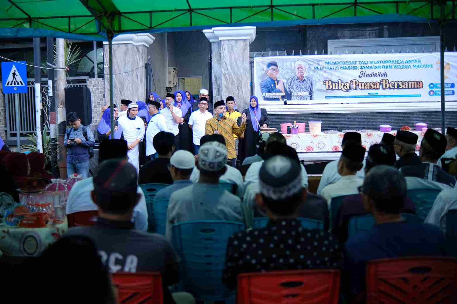 Buka Puasa Bersama di Maccini, Munafri Arifuddin Ajak Masyarakat Dukung Kebersihan Masjid dan Fasilitas Umum