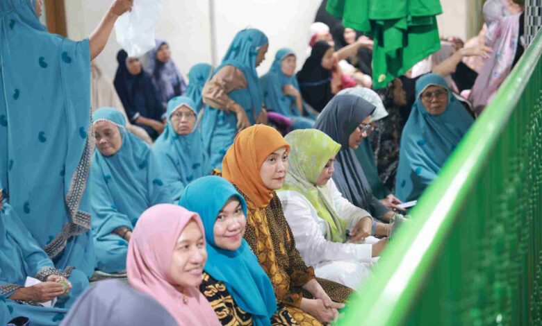 Safari Ramadan: Aliyah Mustika Ilham Pererat Silaturahmi dengan Masyarakat Lewat Salat Tarawih