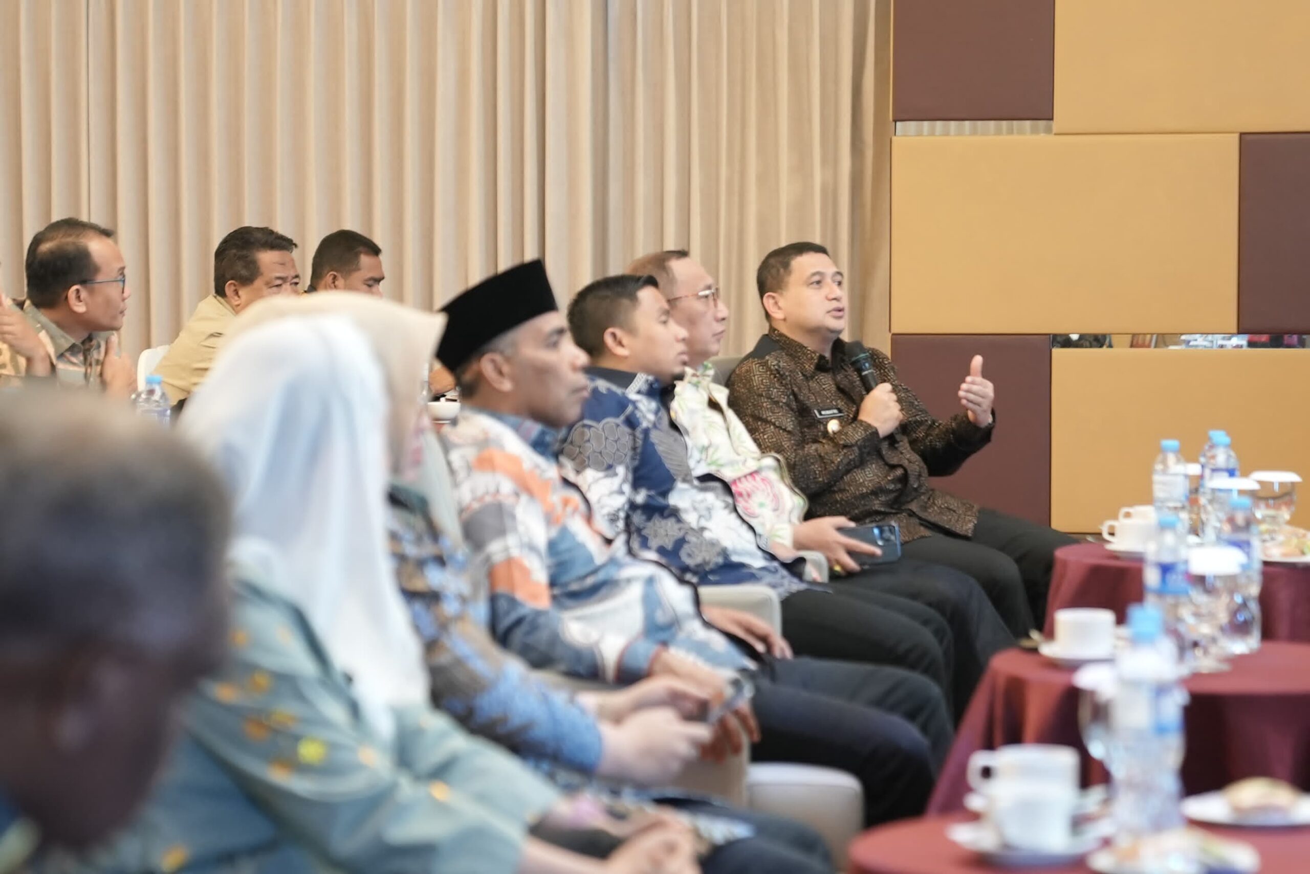 Wali Kota Appi Usul Bantuan Subsidi Listrik Bagi Warga Pulau Masuk Rekomendasi Muskomwil Luar Biasa APEKSI Komwil VI