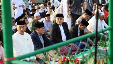 Wali Kota Makassar Munafri Arifuddin Ikuti Salat Idulfitri di Lapangan Karebosi