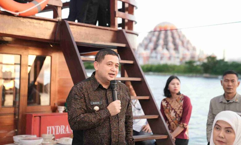 Jamu Rombongan Kementrian Hukum RI dan Ikatan Notaris Indonesia Sulsel, Munafri Perkenalkan Potensi Wisata Bahari dan Kuliner Kota Makassar
