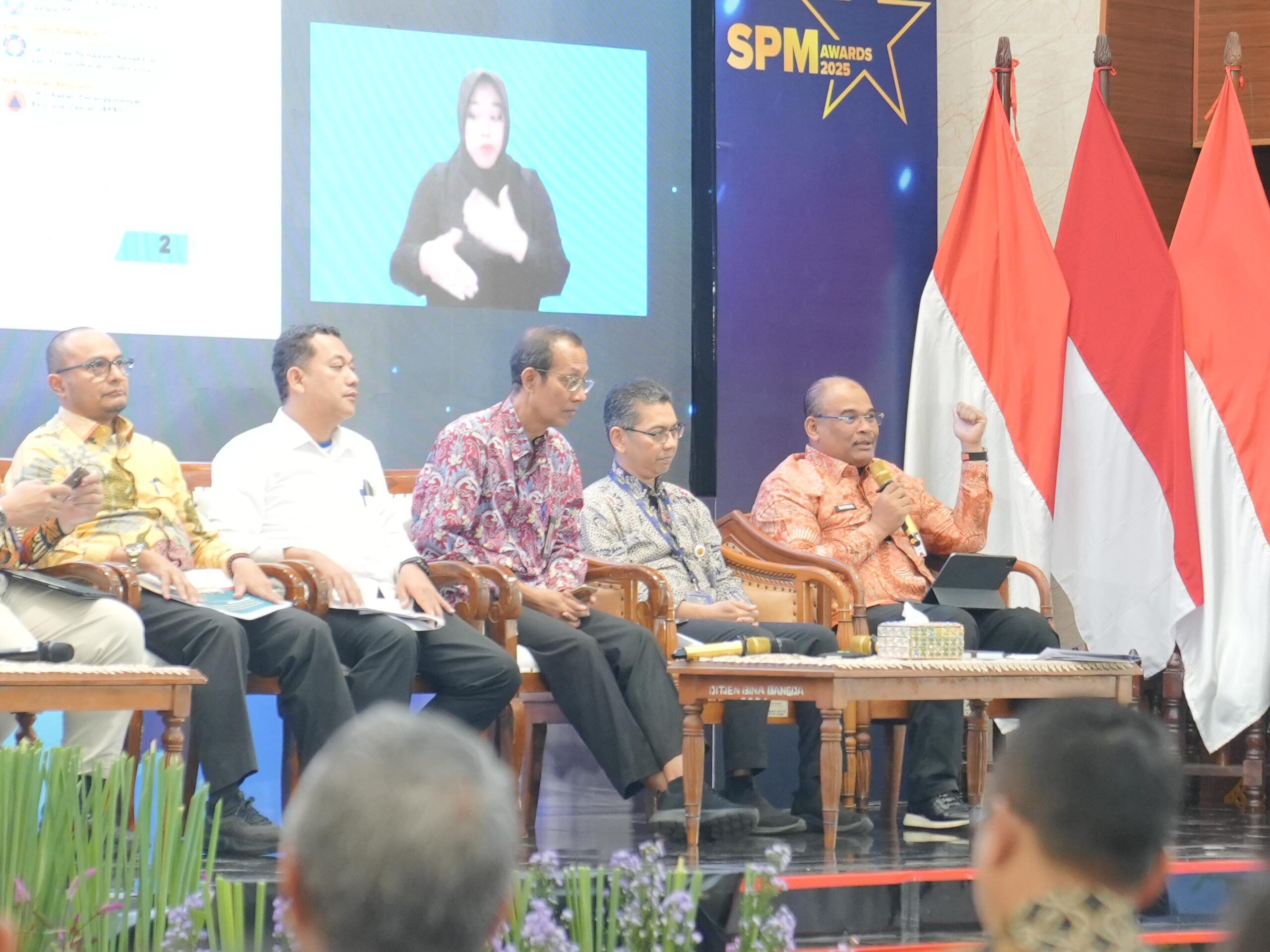 Kota Makassar Raih Penghargaan, Munafri-Aliyah Komitmen Tingkatkan Pelayanan Dasar