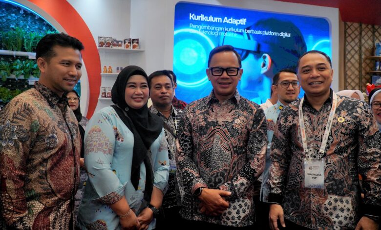 Both Pemkot Makassar Tarik Minat Pengunjung City Expo APEKSI Surabaya