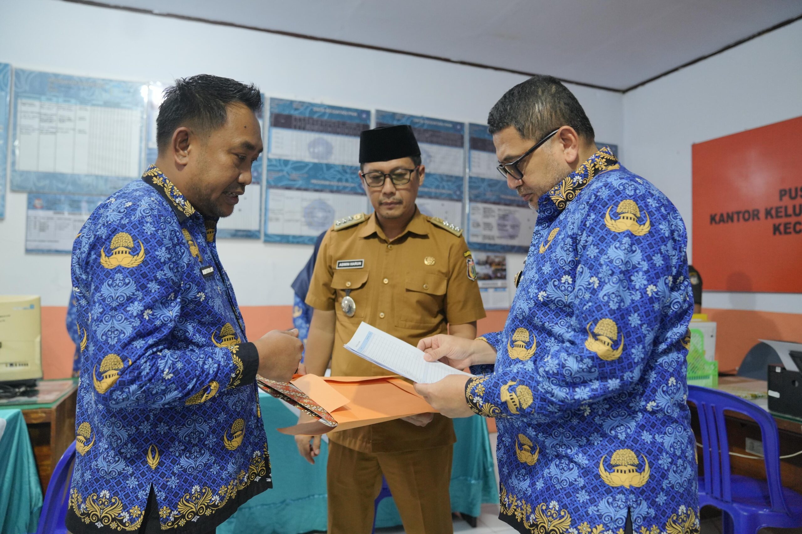 Wali Kota Munafri Tinjau Kesiapan Kelurahan di Mariso Jelang Lomba Terpadu 2025
