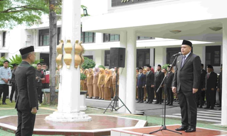 Wali Kota Makassar Pimpin Apel Peringatan Harganas ke-32: Keluarga Pilar Utama Bangsa