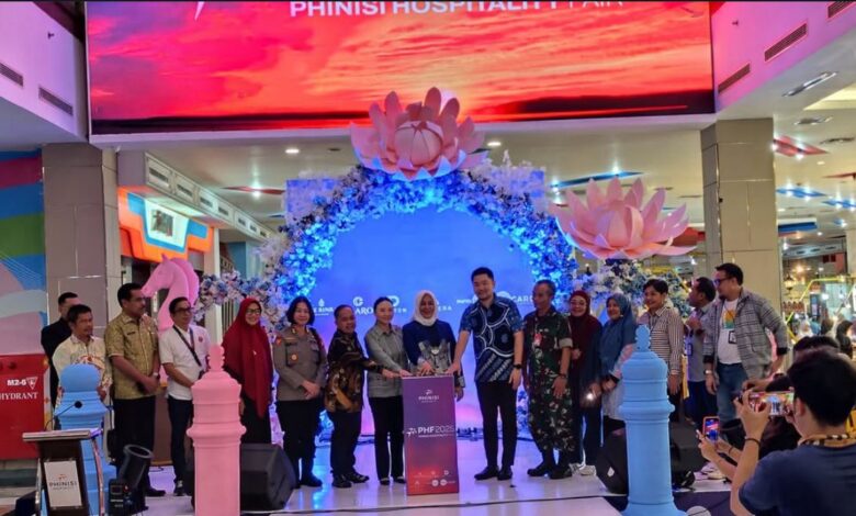 Sekretaris DP3A Makassar Hadiri Pembukaan Phinisi Hospitality Fair 2025