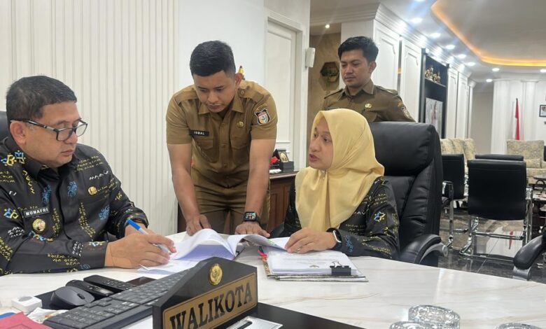Disdik Makassar Pastikan Distribusi Seragam Sesuai Aturan, Siap Evaluasi Jika Penyedia Bermasalah
