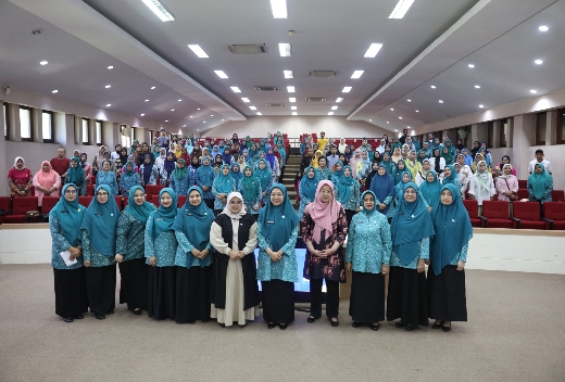 Buka Sosialisasi Peningkatan Kesehatan Pasangan Usia Subur, Melinda Aksa: Kunci Terwujudnya Keluarga Sehat