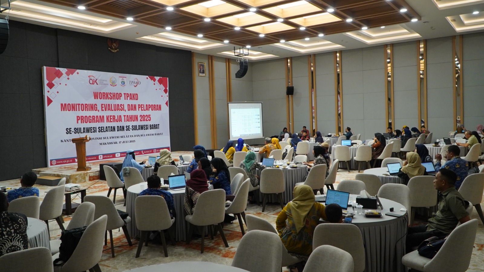 Workshop Tpakd Se-Sulawesi Selatan dan Se-Sulawesi Barat Percepatan Implementasi Asta Cita, Mendorong Ekonomi Inklusif dan Berkelanjutan