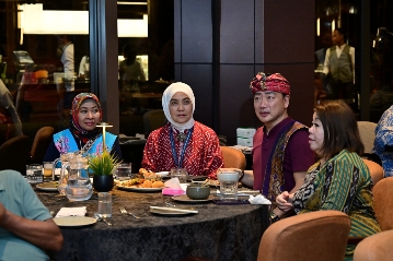 Hangatnya Santap Malam Aliyah Mustika Ilham Bersama Petinggi Artha Graha di IKN