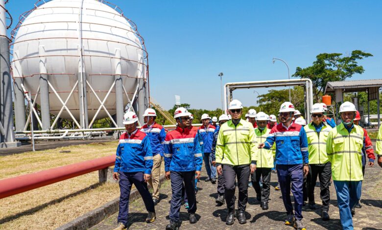 Tinjau Terminal LPG, Dirut Pertamina Patra Niaga Pastikan Layanan Aman