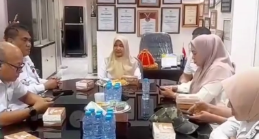 Kelapa Dinkes Terima Kunjungan Kerja Kepala DPPKB untuk Bahas Penanganan Stunting