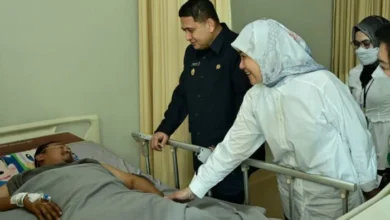 Kehadiran Pemimpin di Tengah Warga: Wali Kota dan Wawali Jenguk Korban Insiden DPRD Makassar