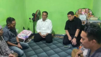 Wujud Kepedulian, Kemendagri dan Menteri PKP Hadir Untuk Keluarga Korban di Makassar