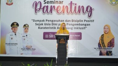 Buka Seminar Parenting, Bunda PAUD Makassar Dorong Orang Tua Terapkan Disiplin Positif Sejak Usia Dini