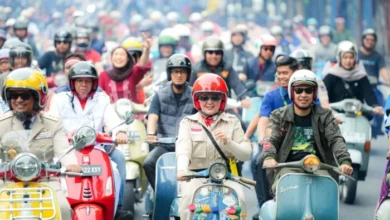 Hadiri Tudang Sipulung, Gubernur-Wagub Kompak Naik Vespa