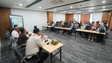 Kepala Badan Pendapatan Daerah, Andi Asminullah Menjadi Narasumber Dalam Kegiatan Transformasi Kapasitas Lurah Lingkup Pemerintah Kota Makassar Tahun 2025
