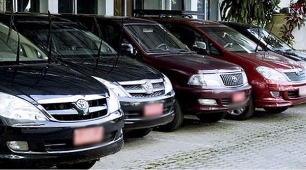 OJK Dorong Transparansi Aset Negara Melalui Lelang Mobil Dinas di Makassar