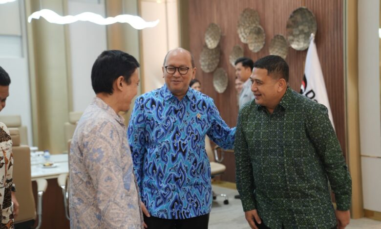 Munafri Perkuat Sinergi Nasional, Bahas Proyek PLTSa dengan KLHK dan Danantara