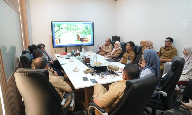 Wali Kota Makassar Pimpin Rakor Revitalisasi Pedestrian Hijau hingga Pengembangan MCH