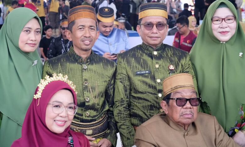 Fuad Azis Hadiri Upacara HUT ke-418 Kota Makassar di Lapangan Karebosi