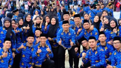 Pelantikan PPPK di Karebosi, Fuad Azis Apresiasi Pengabdian Eks Laskar Pelangi Distaru