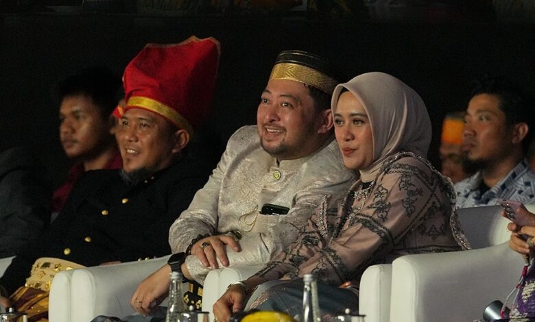 Kepala Bapenda Kota Makassar Ikut Meriahkan Kirab Budaya “Harmoni Budaya Makassar”