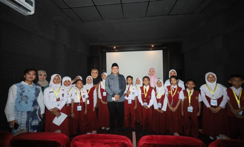 Kado HUT ke-418: Pemkot Makassar Launching Kurikulum Muatan Lokal di tingkat SD