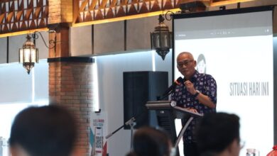 Diskominfo Makassar Undang Ndoro Kakung, Praktisi Media Sosial Bagikan Tips Kehumasan Era Digital