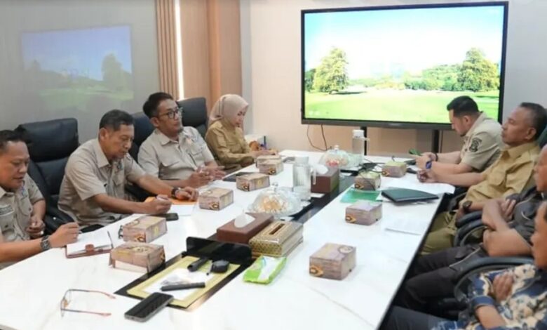 Kepala Bapenda Kota Makassar Perkuat Koordinasi Pengelolaan Perparkiran dan Pasar Tradisional