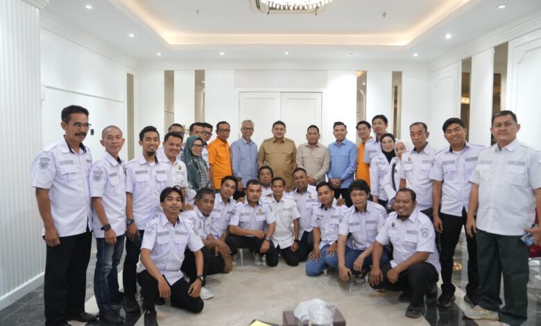 Munafri Minta Pengurus KONI Kecamatan Kerja Serius Bina Atlet Muda