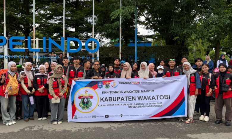Perkuat Daerah Pesisir, Unhas Lepas Mahasiswa KKN Tematik ke Wakatobi
