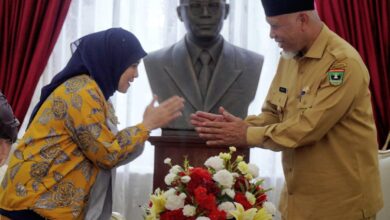 Aliyah Mustika Ilham Bawa Bantuan Kemanusiaan Pemkot Makassar ke Sumatera Barat